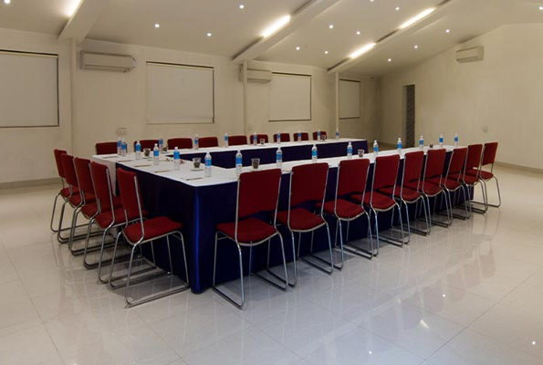 Board Room at Regenta Resort Varca Beach