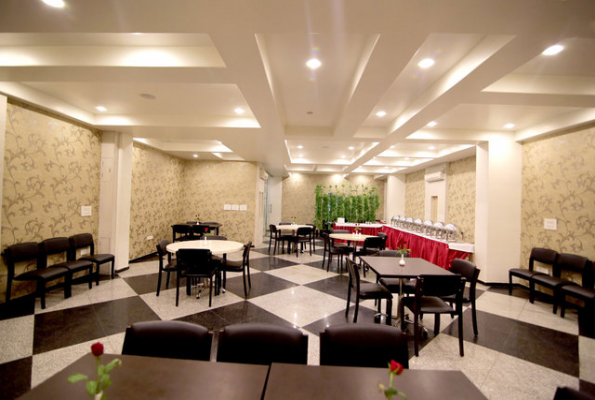 Hotel Harsh Paradise 1