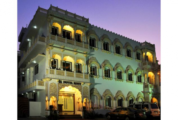 Restaurant at Hotel Ruby Jaipur