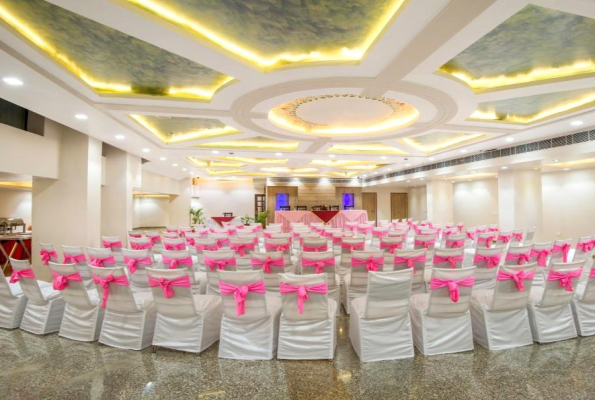 Hotel Yash Regency 2