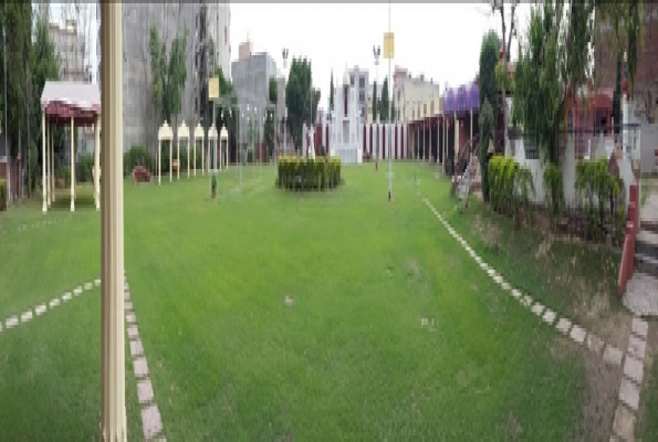 Raj Mahal Garden