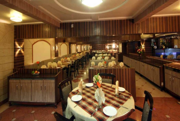 Restaurant at Kumar Resort