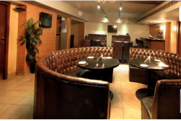 Sync Resto Bar  at BEST WESTERN Ashoka