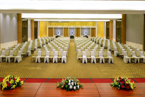 D Convention Centre of Hotel Daspalla in Hitech City, Hyderabad - Photos, Get Free Quotes, Reviews, Rating | Venuelook