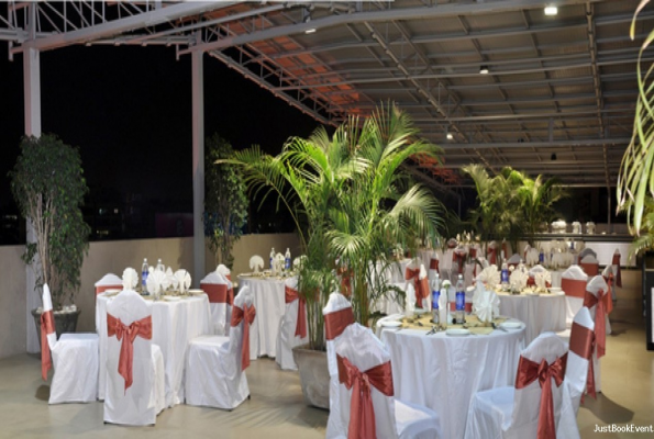 The Central Court Hotel 3