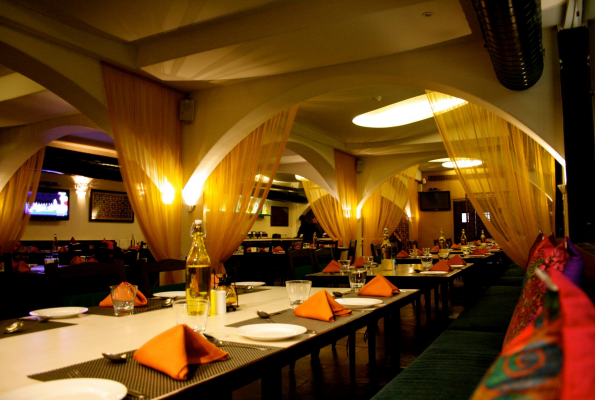 Restaurant at The Purple Leaf Hotel