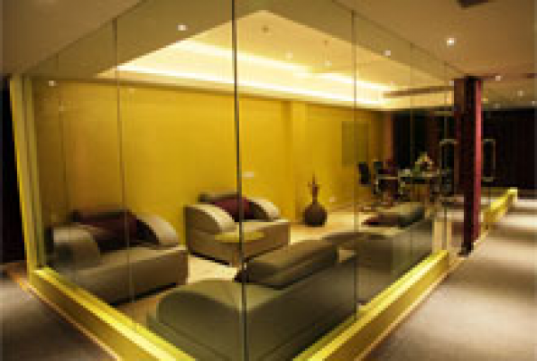 The Purple Leaf Hotel 2