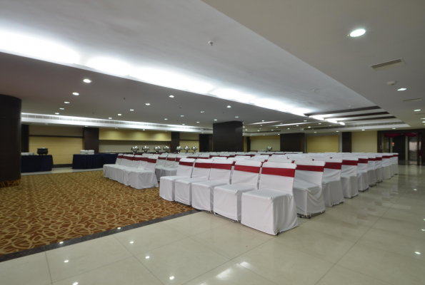 Emerald Board Room  at Expotel Hotel