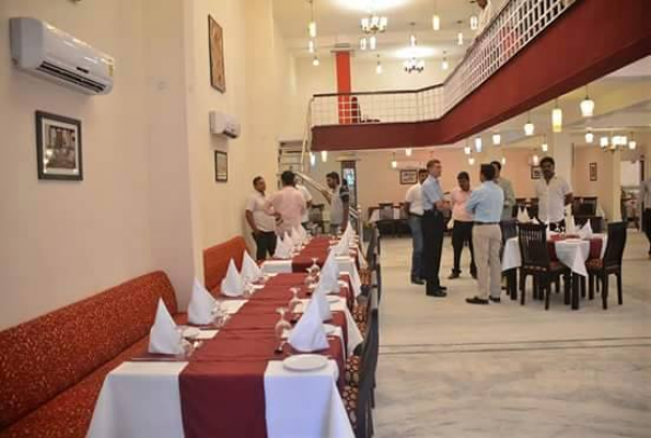 Aanandam multi cuisine restaurant