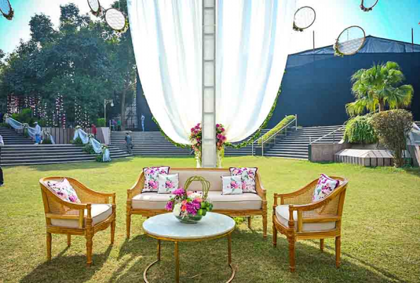 The Kundan By Ferns N Petals