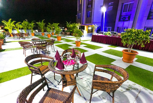 Lawn at Hotel Ambience