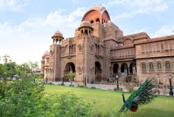 Lawn at The Laxmi Niwas Palace