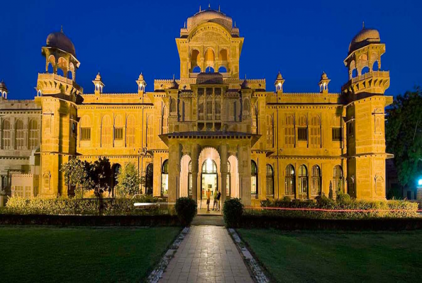 Lawn at The Lallgarh Palac