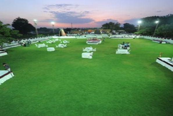 Party Lawn at The Green Pearl