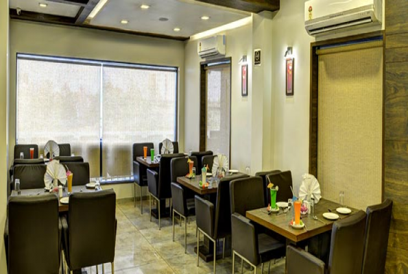 Hotel Aaram Orchard 3