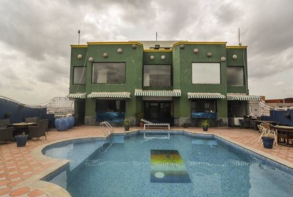 The Wet Pool at The Checkers Hotel