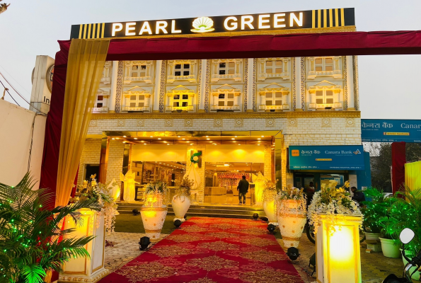 Pearl Green Banquet
