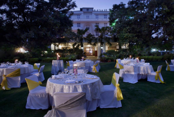 Lutyens Lawn at Vivanta by Taj Ambassador