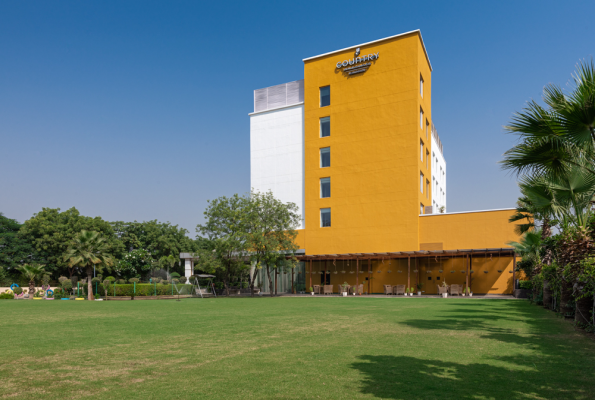 Aravali Lawn 1 at Country Inn & Suites By Radisson Sohna Road Gurgaon