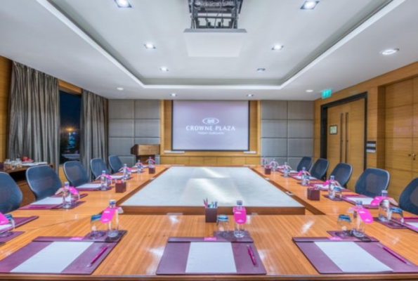 Executive Boardroom I at Crowne Plaza Today