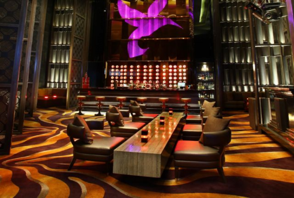 Connexions Bar at Crowne Plaza Rohini