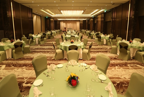 Pride Plaza Hotel