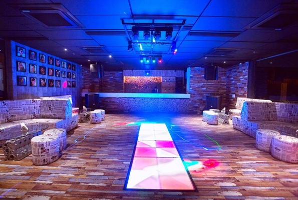 Skyhy Terrace & Lounge