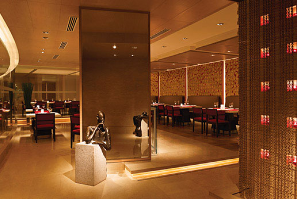 Botticino Bar & Restaurant at Trident Hotel