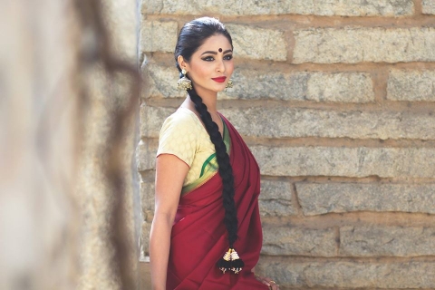 Wooden Frame Photography	