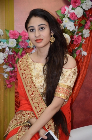 Khan Shaabh Digital Photos Stu