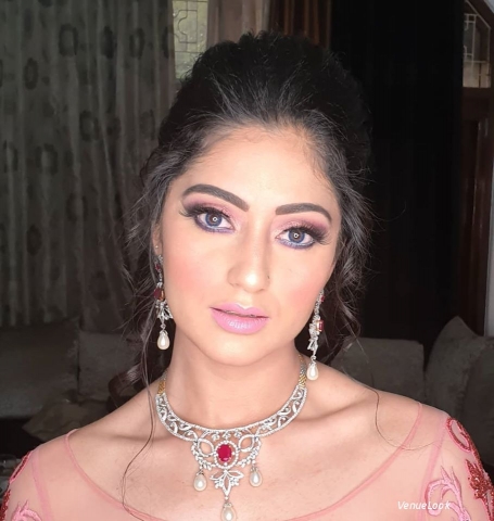 Makeup artist Swati Juneja