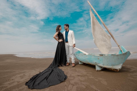 Chitralok - A Moment by Akshay