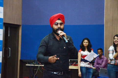 Harleen Singh Live Singer Musi