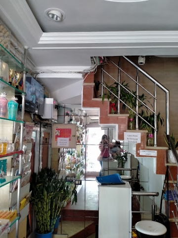 DP Saini Florist And Bakers