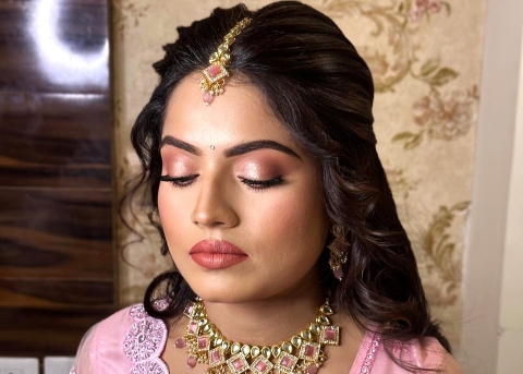 DoubleG Studio Makeup and Acad