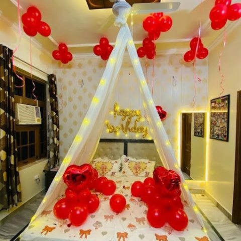 Shiva Balloon Decoration