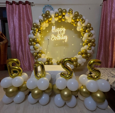Balloon Decoration Services