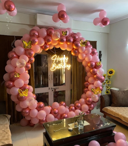 Balloon Decoration Services