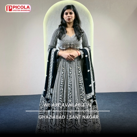 Picola Vastra Bhandar