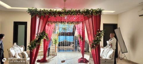 Happy Petal Flower Decoration