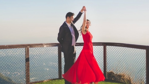 Vibrant Pixels Wedding Photogr