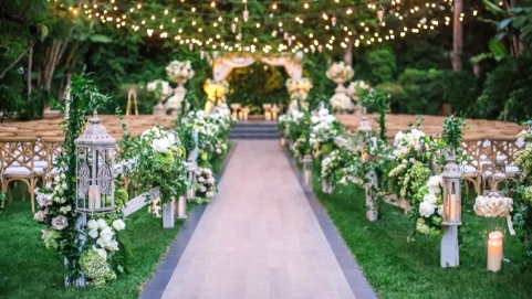 Destination Weddings And Honey