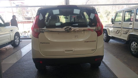 Jaswal Tour Trackers