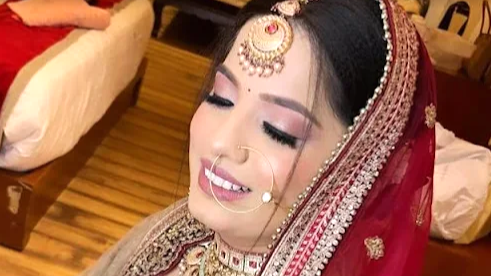 Queen Makeup Studio Makeup Artist