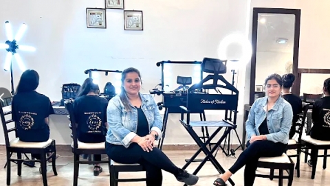 Makeovers Makeup Artist