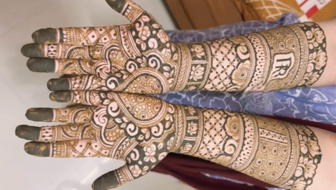 Komal Mehandi