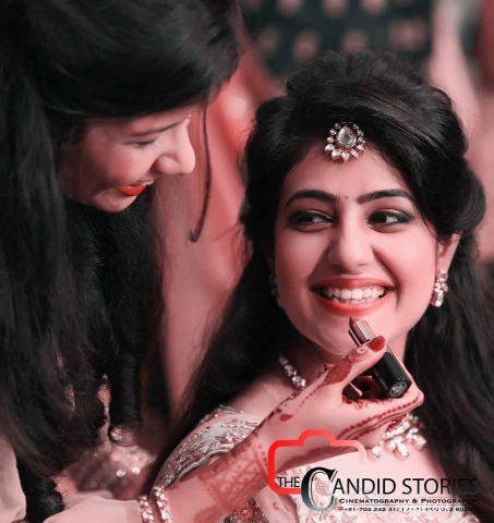 The Candid Stories 6