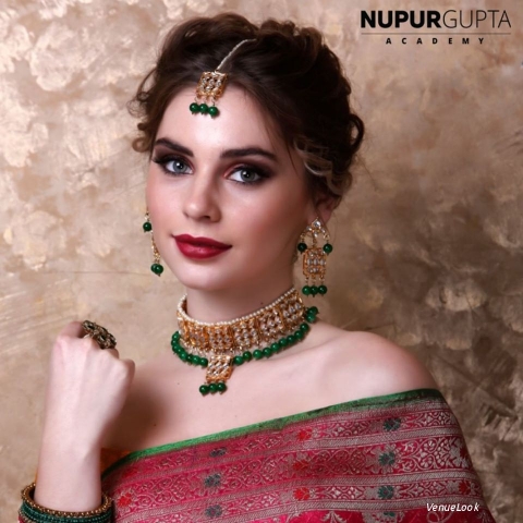 Nupur Makeup artist