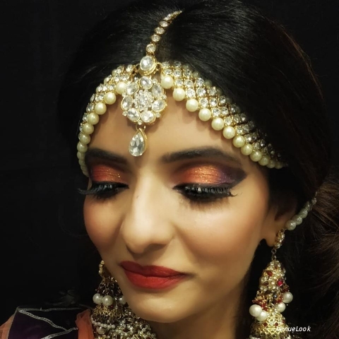 Nupur Makeup artist
