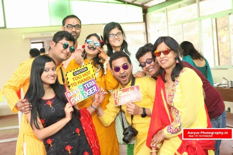 Aaryas Photography	9